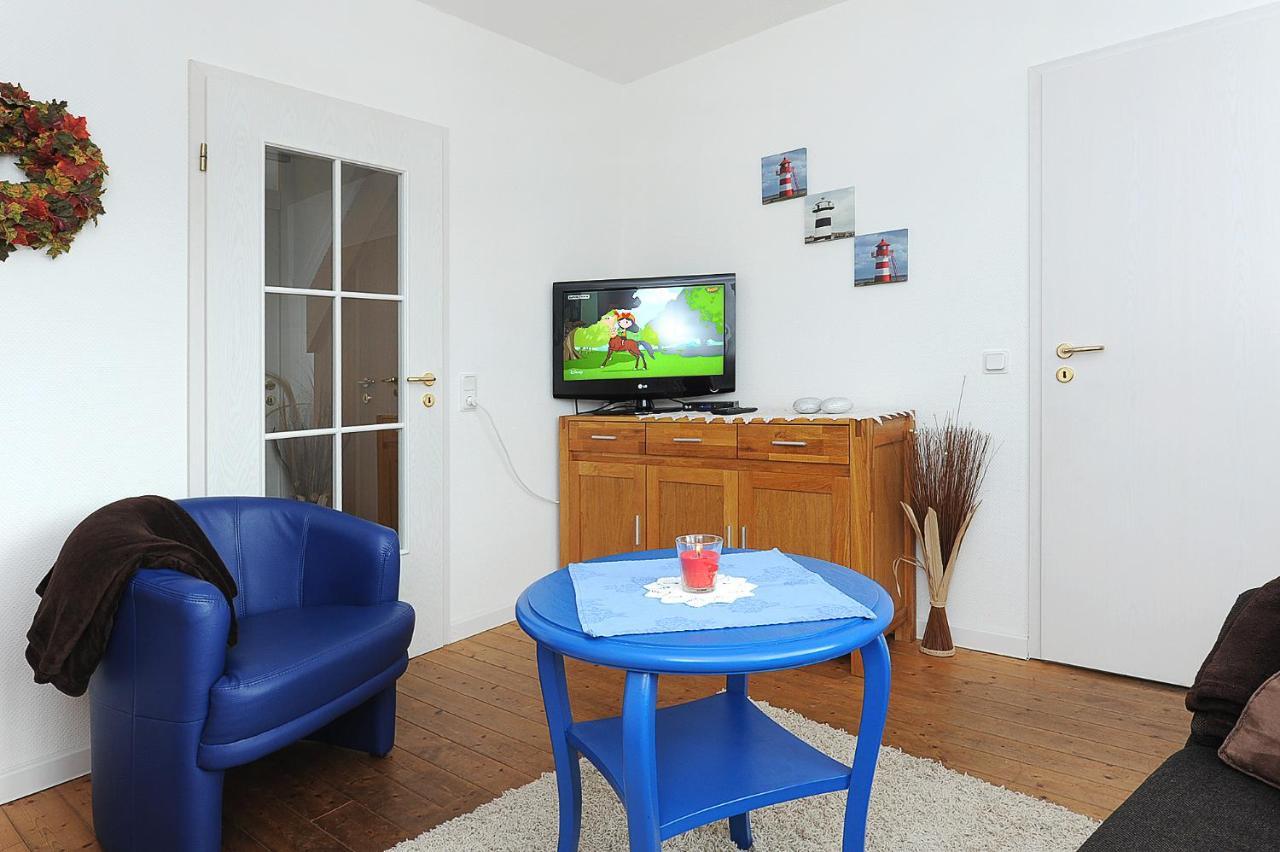 Ferienwohnungen Im Landhaus Seestern Werdum Esterno foto